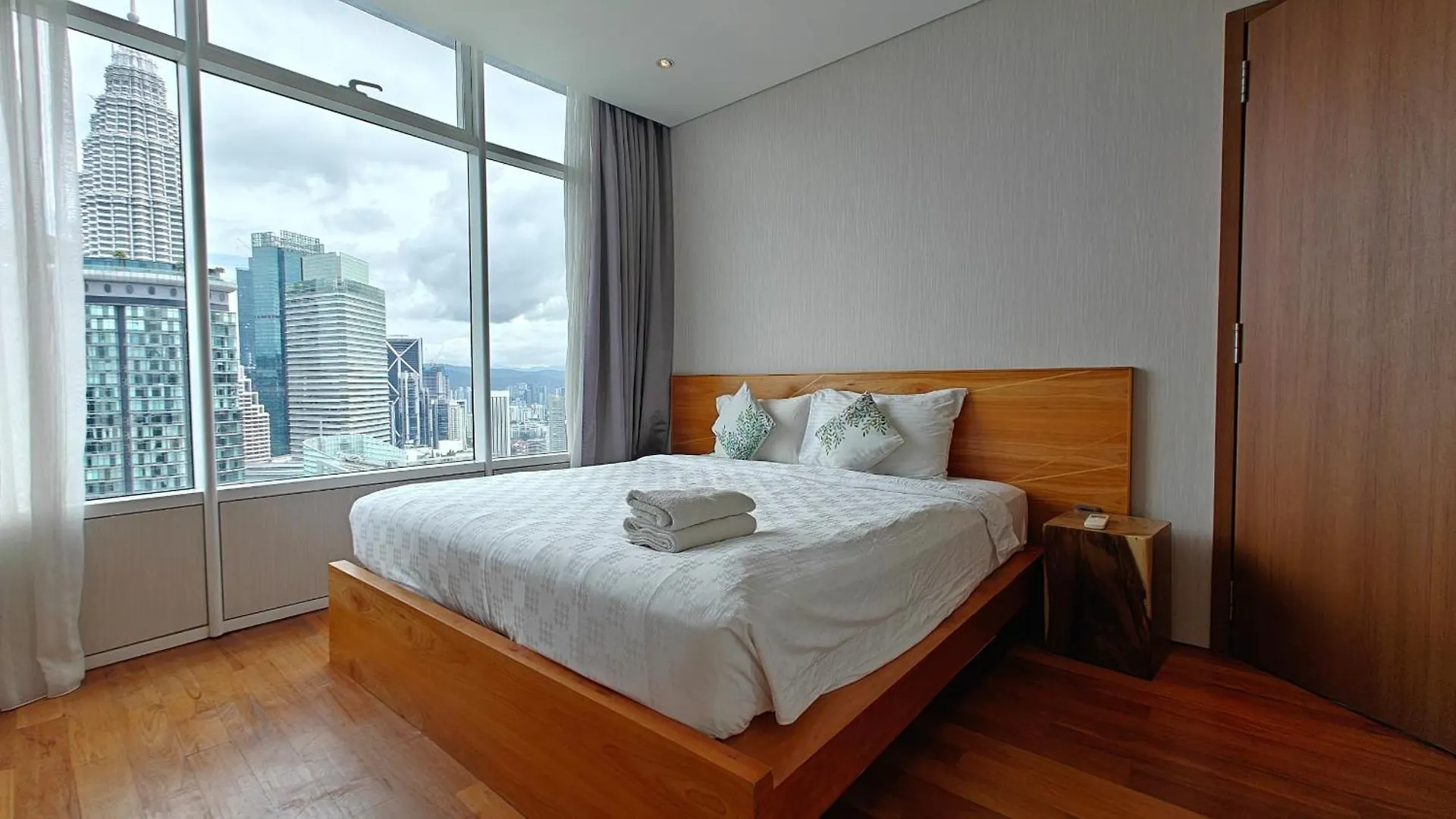 Vortex Premium Suites Klcc By Schien Kuala Lumpur 0*,